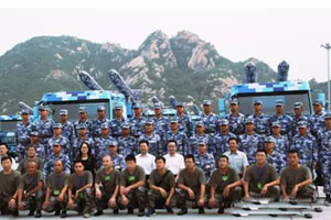中國重汽集團閱兵技術(shù)服務(wù)保障隊載譽凱旋 