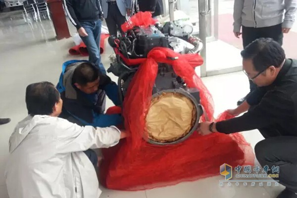 南京依維柯 超越C500 上柴發(fā)動機