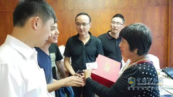向忠實用戶表達(dá)誠摯謝意