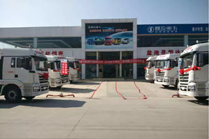 陜汽德龍新M3000牽引車在寧夏批量交車