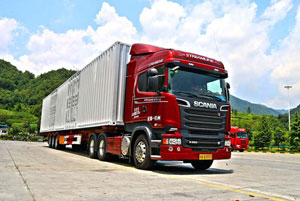 V8魅力 斯堪尼亞R560主動(dòng)安全升級書寫公路之王傳奇