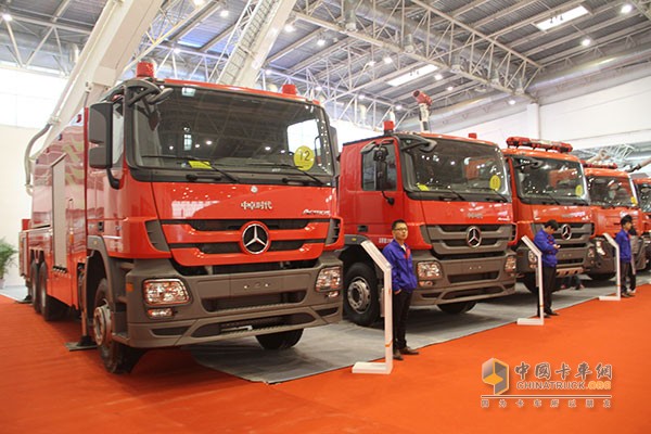 豪車展 看盡第十六屆國際消防設(shè)備展上的卡車底盤