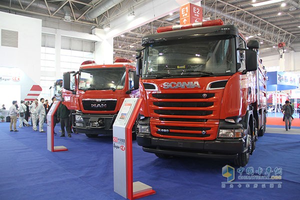 豪車展 看盡第十六屆國際消防設(shè)備展上的卡車底盤