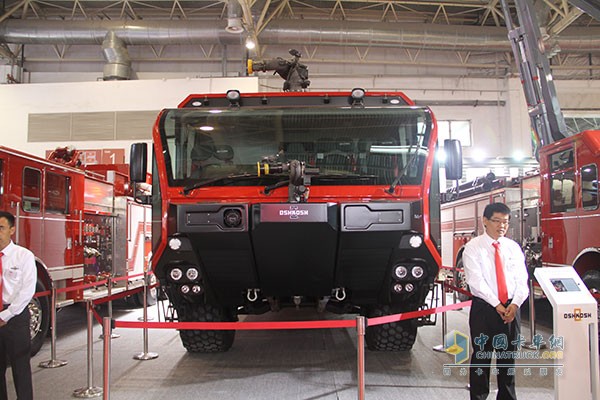 豪車展 看盡第十六屆國際消防設(shè)備展上的卡車底盤