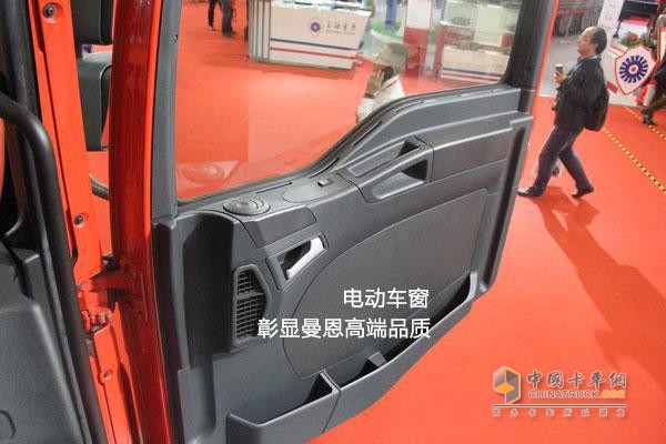 左右電動(dòng)車窗