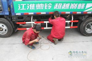 決戰(zhàn)上海灘，冠軍集結(jié)號(hào)吹響！江淮輕卡節(jié)油賽上?？倹Q賽