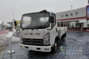 金杯 110馬力 4.2米單排欄板輕卡(出口車)