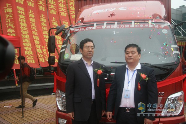 奧鈴康明斯2.8L氣剎版登陸上海 實力征服用戶現(xiàn)場購車307臺