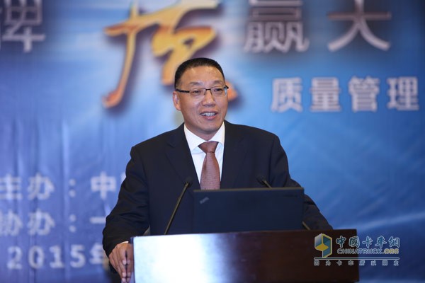 一汽解放錫柴廠長(zhǎng)錢恒榮