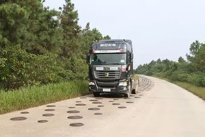 聯(lián)合卡車三連冠 登頂節(jié)油新高峰