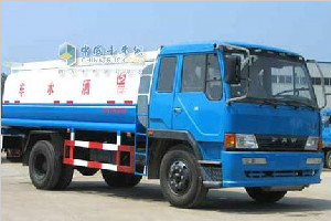 一汽解放 悍威(J5M) 220馬力 4×2 灑水車(chē)(軸距：4700mm)