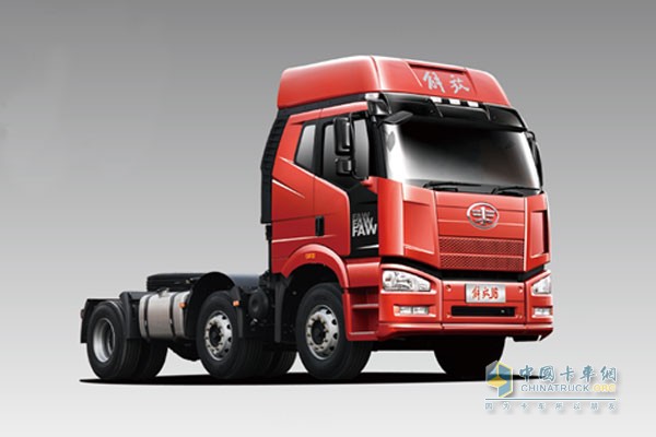 一汽解放J6P 420馬力 6×2標載版牽引車