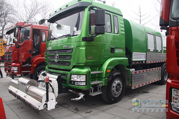 陜汽德龍新M3000底盤(pán)專(zhuān)用車(chē)