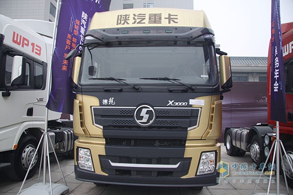 德龍X3000黃金版發(fā)布   陜汽攜手用戶共謀“十三五