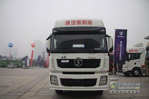 德龍X3000黃金版發(fā)布   陜汽攜手用戶共謀“十三五
