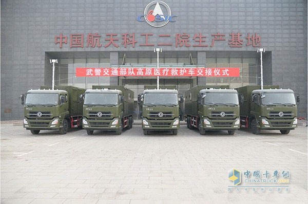 東風(fēng)天錦底盤高原醫(yī)療救護車