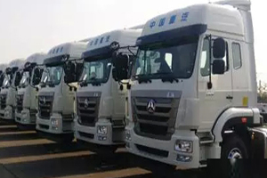 70輛中國(guó)重汽豪瀚牽引車交付成都鐵路局 