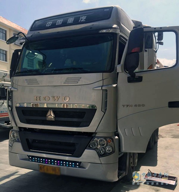 大馬力T7H成阜陽卡車圈 “新貴”