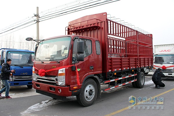 最佳車輛+空前優(yōu)惠！軍瑞通達(dá)江淮帥鈴京五產(chǎn)品團(tuán)購會完滿