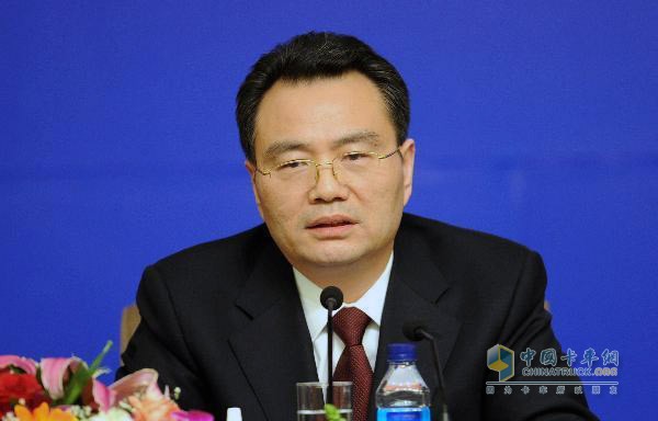 傳化集團(tuán)董事長(zhǎng)徐冠巨