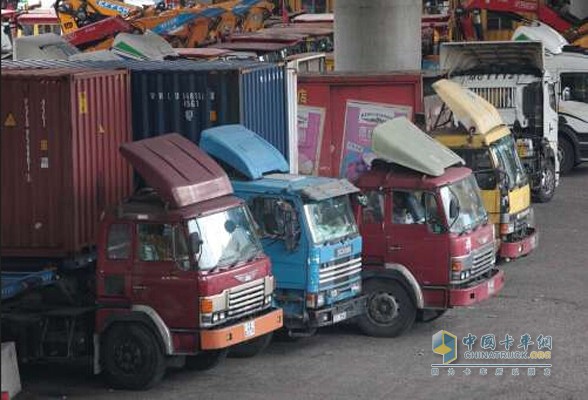 淘汰老舊機(jī)動(dòng)車