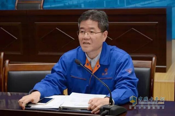 郭金福副總經(jīng)理主持會(huì)議
