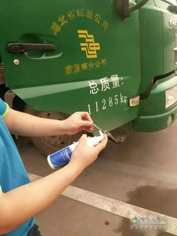 可蘭素全國(guó)行首站來(lái)到湖北郵政