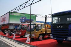 北京車(chē)展影響世界 自主商用車(chē)崛起東方