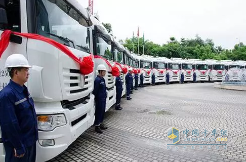 聯(lián)合卡車20臺(tái)?；癄恳嚱桓稏|長(zhǎng)集團(tuán)