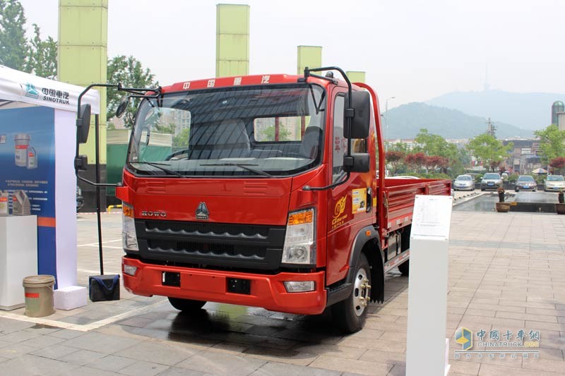 陜汽重卡 德龍新M3000 加強版 336馬力 4X2 國四牽引車(SX4186GN361)