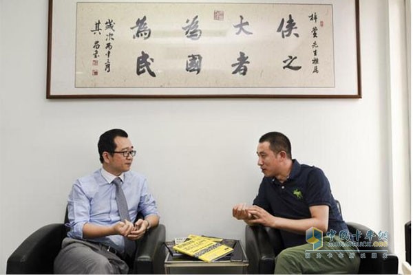 運(yùn)車(chē)網(wǎng)CEO張玉龍接受采訪