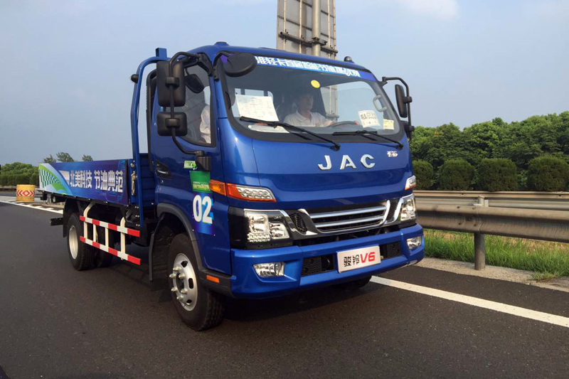 江淮駿鈴V6 160馬力 4X2單排欄板輕卡