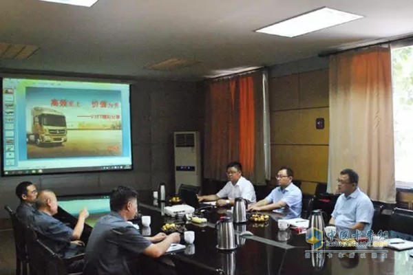 北奔重汽總經(jīng)理、黨委副書記汪寶營帶隊到濟鋼鮑德汽車運輸公司走訪調(diào)研