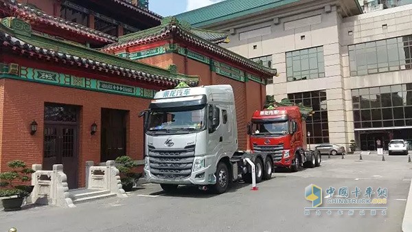 乘龍H7和乘龍T7具有安全、可靠、省油、高效、舒適五大特性