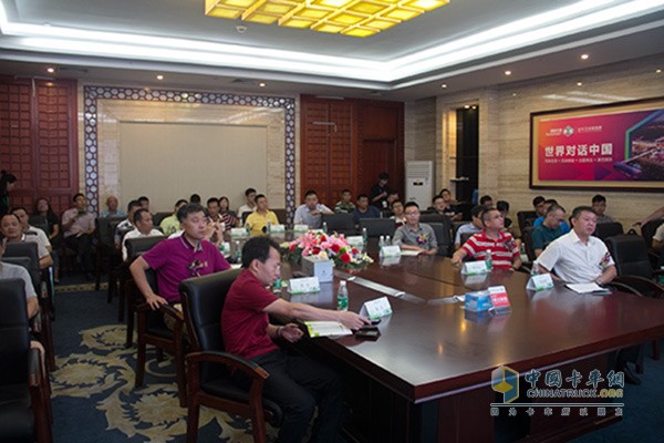 在物流運輸業(yè)迅猛發(fā)展的今天，綠色物流已成為中國物流行業(yè)發(fā)展的主導方向。綠色物流所代表的“高效、低耗、環(huán)保、和諧”是產(chǎn)業(yè)和社會可持續(xù)發(fā)展之根本，更是中國物流產(chǎn)業(yè)實現(xiàn)從“大”到“強”的必經(jīng)之路。