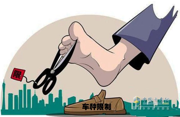 據(jù)從蘇州市交警支隊獲悉，蘇嘉杭高速公路或將在年底實行車種限制的管理措施，具體施行時間與蘇嘉甬高速公路正式通車時間同步。相關負責人透露，此舉將極大緩解蘇嘉杭高速公路日益嚴重的交通擁堵情況。
