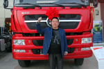 雙11購(gòu)車(chē)也瘋狂 重汽商用車(chē)推介會(huì)219臺(tái)訂單他獨(dú)攬60臺(tái)