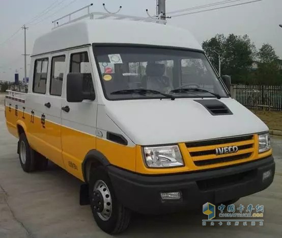 依維柯電力工程車(chē)