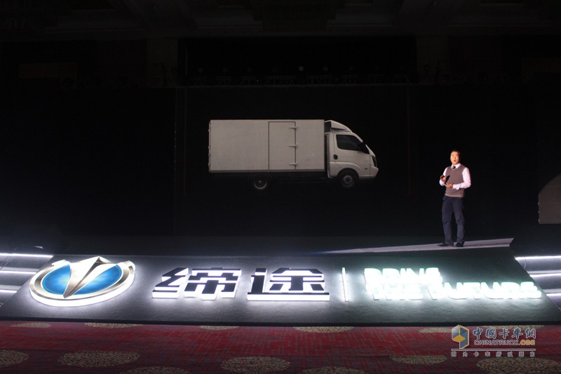 一汽解放 J6P重卡 質惠版 420馬力 6X4 牽引車(CA4250P66K24T1A1HE4)