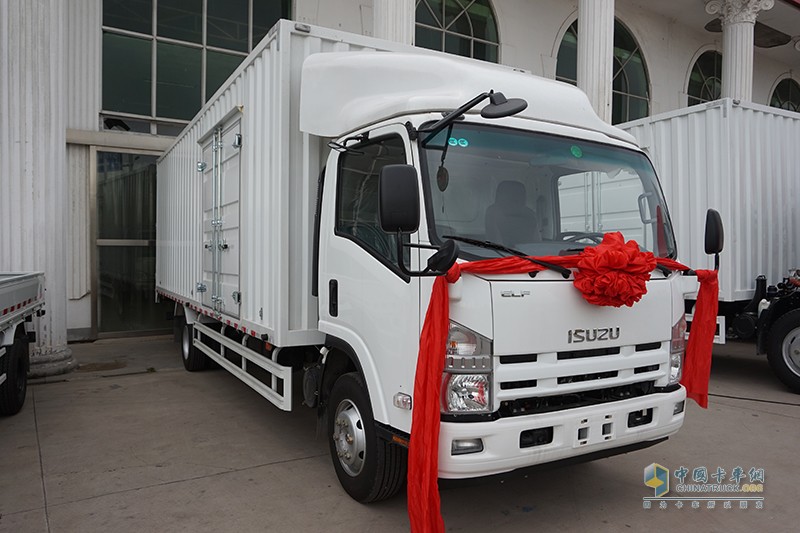 慶鈴五十鈴汽車 700P 氣剎（油剎）3815mm軸距
