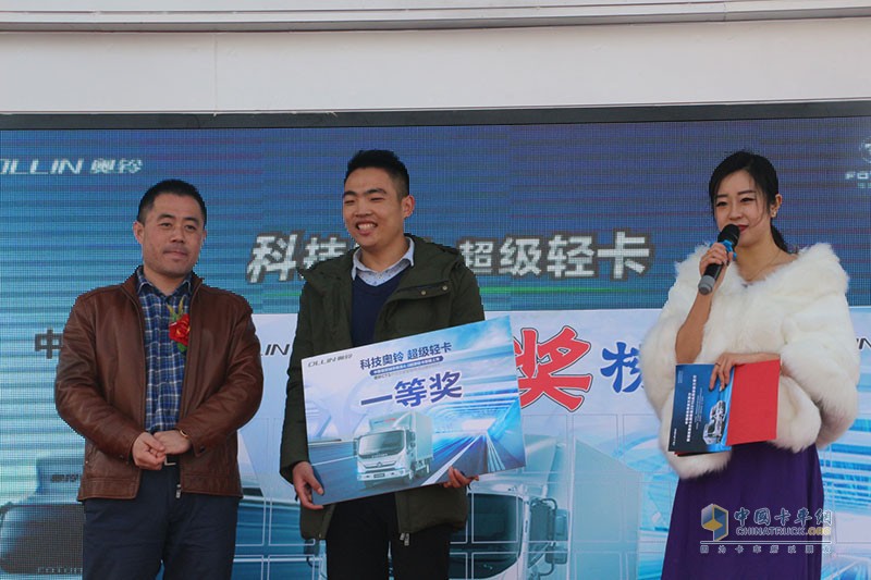 奧鈴CTS超級(jí)輕卡闖過上海灘又到蘭陵縣