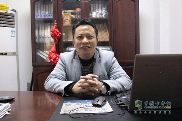 江西瑞州汽運(yùn)集團(tuán)騰威物流有限公司董事長況雪芹