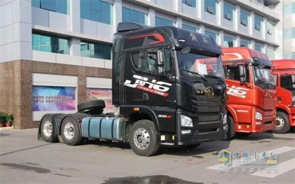 解放JH6牽引車(chē)