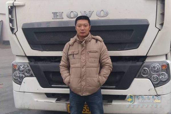 重汽HOWO-T7H 440馬力牽引車(chē)
