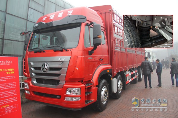 豪瀚 J5G 8×2倉(cāng)柵車