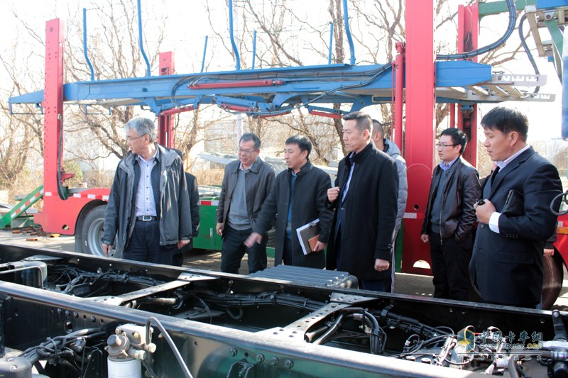  主攻中置軸轎運(yùn)車 一汽解放與天津勞爾簽署戰(zhàn)略合作