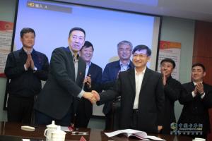  主攻中置軸轎運(yùn)車 一汽解放與天津勞爾簽署戰(zhàn)略合作