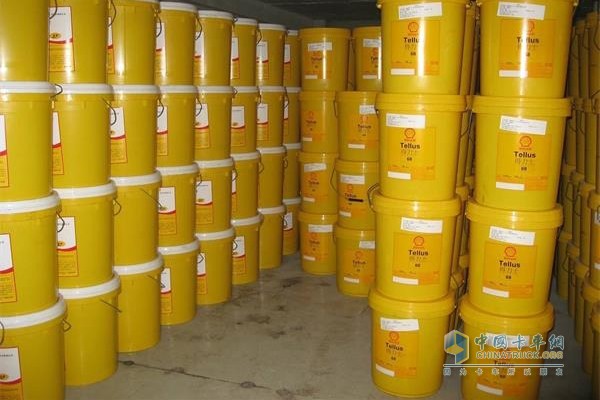 國內(nèi)潤滑油市場將呈降價趨勢