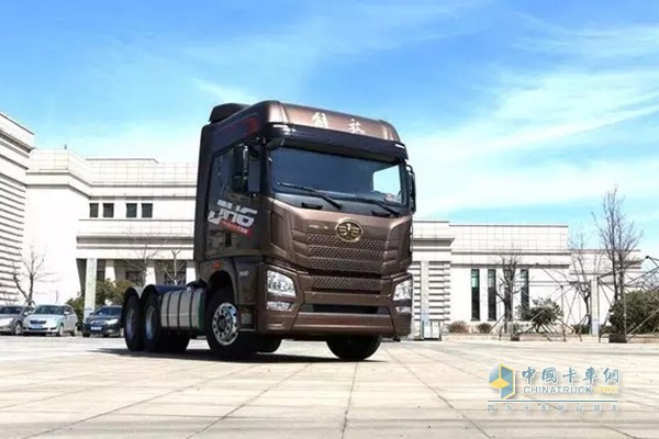 解放JH6牽引車