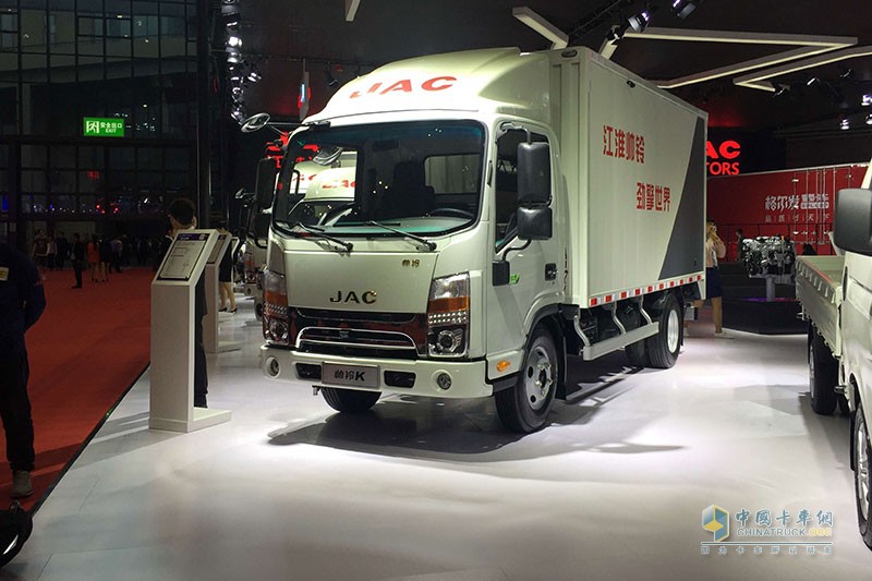 上海車展，江淮汽車展廳眾多新品與大家見面